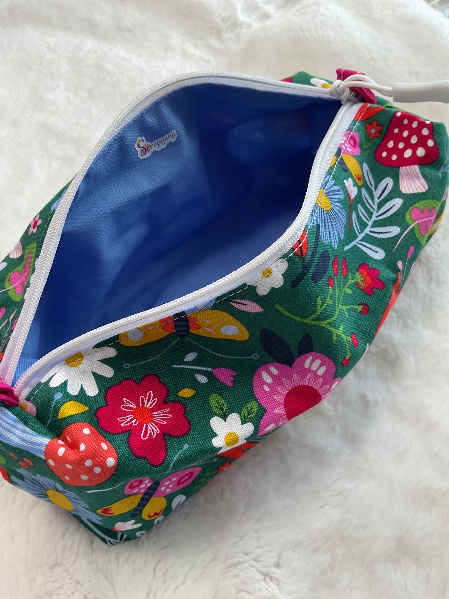 Butterfly Garden Perfect Bag