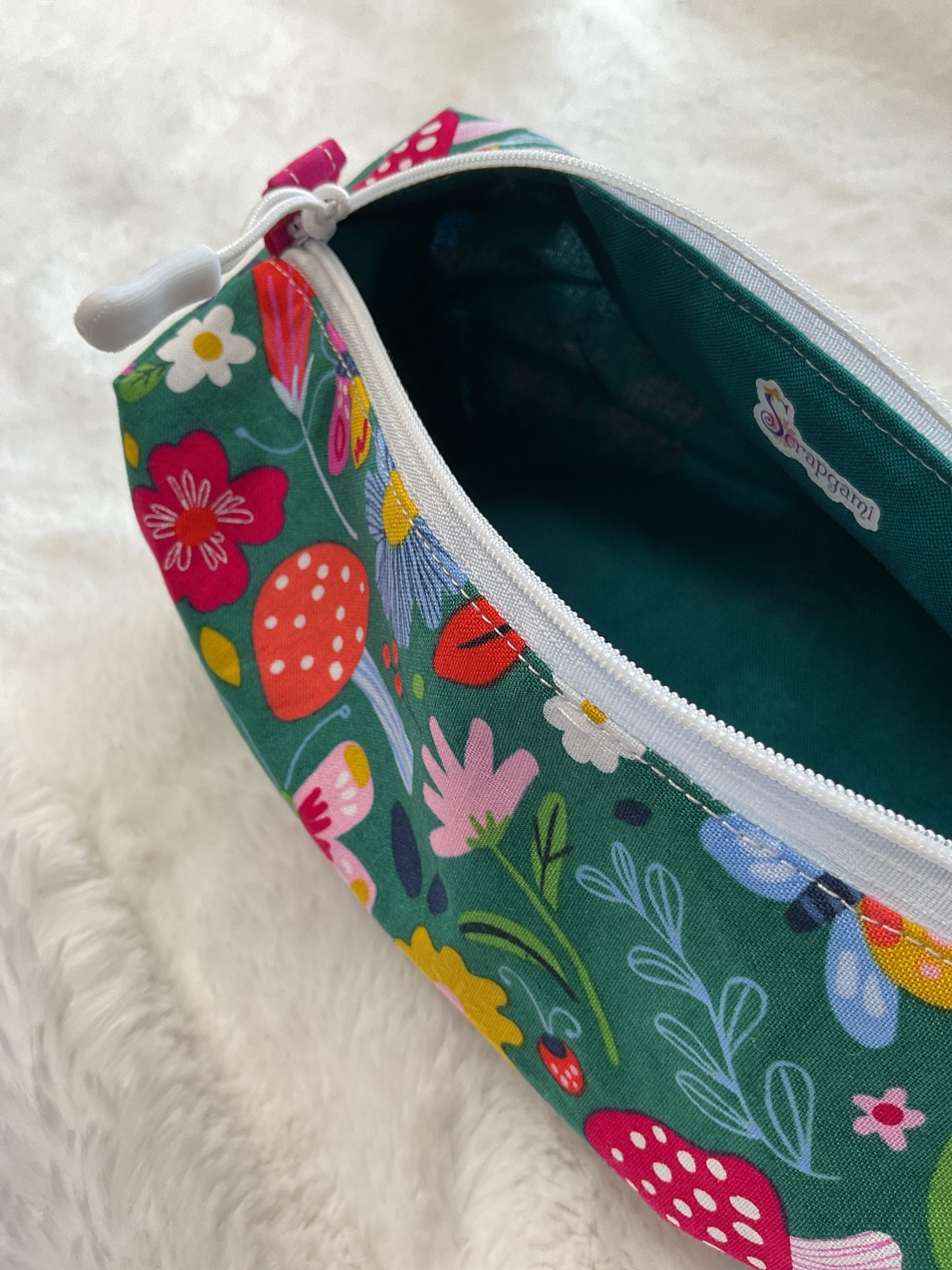 Butterfly Garden Perfect Bag
