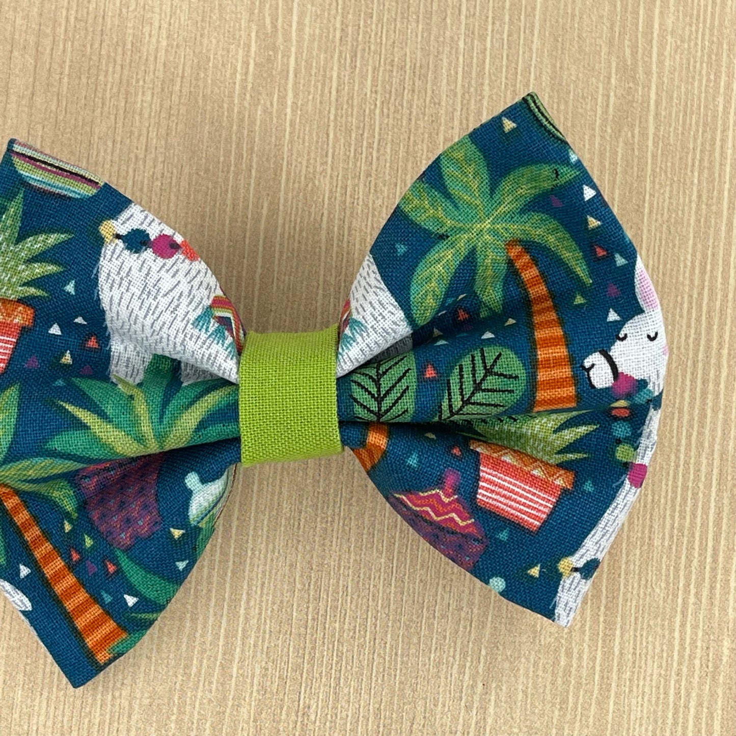 Jungle Llama Regular bow