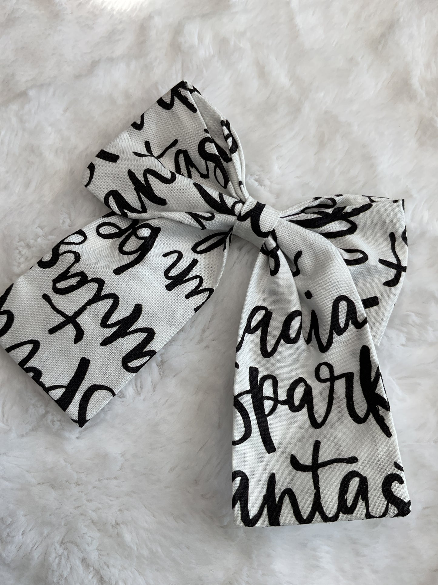 Black & White Magnolia Bow