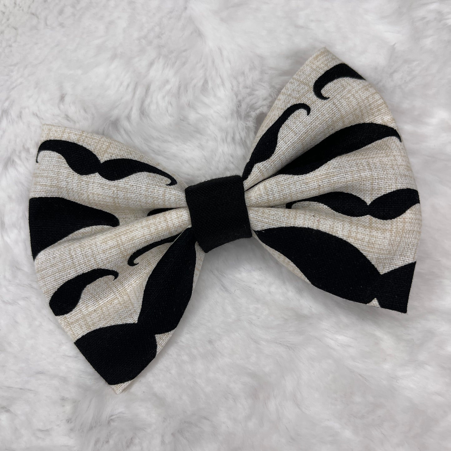Mustache Regular Bow